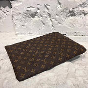 LV CLUTCH BAG MONOGRAM 32CM - 4