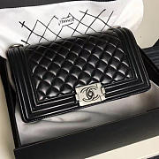 CHANEL MEDIUM CAVIAR QUILTED LAMBSKIN BOY BAG BLACK A13043 VS 03324 - 6