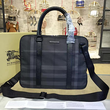 CohotBag burberry house
