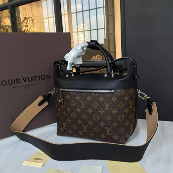 LOUIS VUITTON CITY CRUISER PM 3758