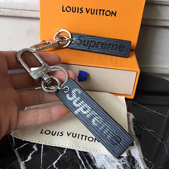  louis vuitton superme CohotBag  key ring noir 3817
