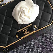 CHANEL LAMBSKIN AND CALFSKIN FLAP BAG BLACK A91836 VS 07673 - 3