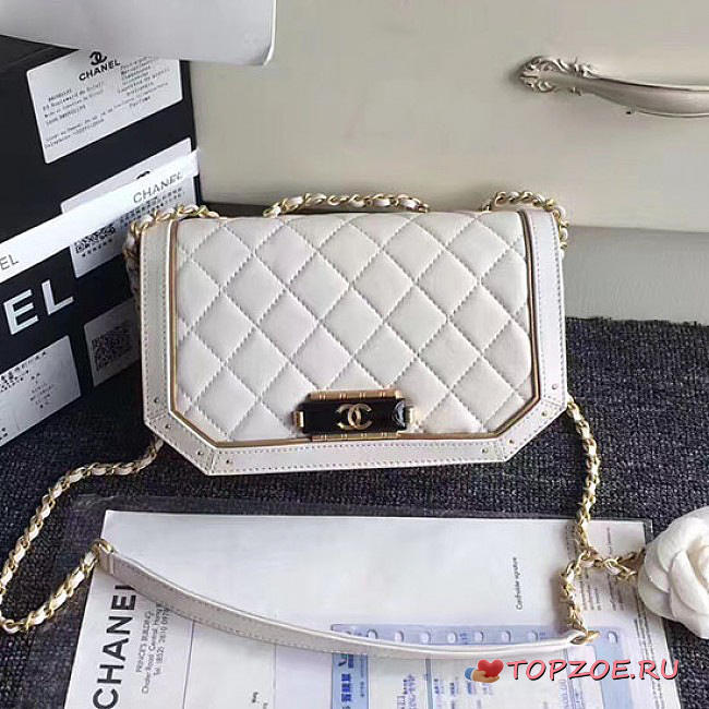 CHANEL LAMBSKIN AND CALFSKIN FLAP BAG WHITE A91836 VS 08209 - 1