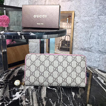 GUCCI GG LEATHER WALLET 2124