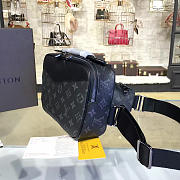 LV Bumbag Explore M42906  - 1
