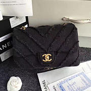 CHANEL BLACK CANVAS PATCHWORK CHEVRON MEDIUM FLAP BAG 040101 VS 02373 - 1