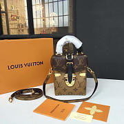 LOUIS VUITTON REVERSE MONOGRAM CAMERA BOX 3479 - 1
