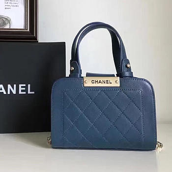 CHANEL SMALL LABEL CLICK LEATHER SHOPPING BAG BLUE A93731 VS 04747