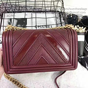 CHANEL CHEVRON QUILTED MEDIUM BOY BAG BURGUNDY A67086 VS 06664 - 6