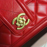 CHANEL QUILTED LAMBSKIN GOLD-TONE METAL FLAP BAG RED A91365 VS 02169 - 4