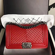 CHANEL MEDIUM CHEVRON LAMBSKIN QUILTED BOY BAG RED A13043 VS 08698 - 6