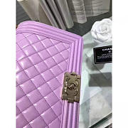 CHANEL QUILTED LAMBSKIN MEDIUM BOY BAG VIOLET A67086 VS 02341 - 4
