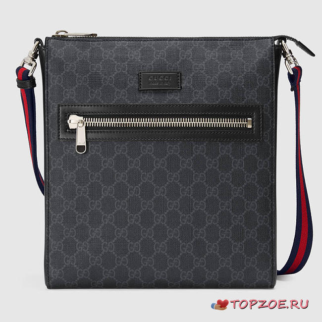 GUCCI GG SUPREME MESSENGER STYLE ‎474137 K5RLN 1095 - 1