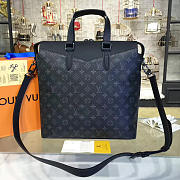 LV Explorer Tote Monogram Eclipse Canvas 33CM - 1