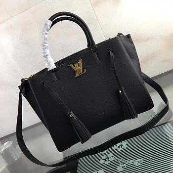 LOUIS VUITTON M54570 BLACK