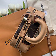 LV M44581 NICOLASGHES QUIÈRE MINI LUGGAGE - 4