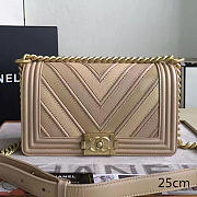 CHANEL CHEVRON QUILTED MEDIUM BOY BAG BEIGE A67086 VS 03308 - 1