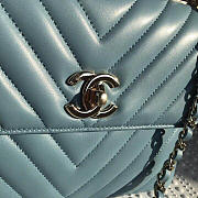 CHANEL NEW RHOMBIC CHAIN BAG BLUE - 4