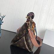 LOUIS VUITTON BAG - 5