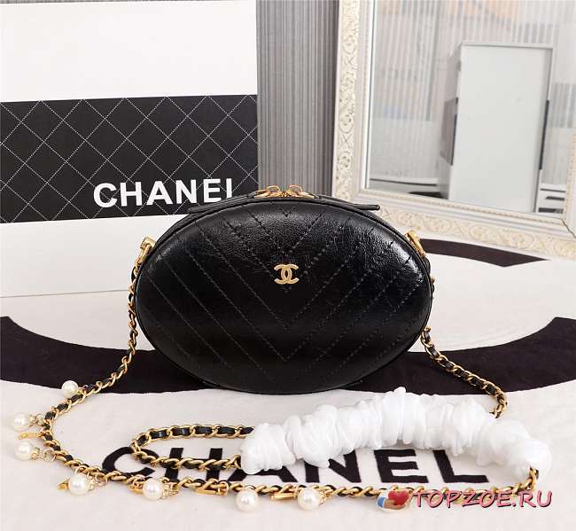 CHANEL WHOLE COWHIDE BLACK - 1