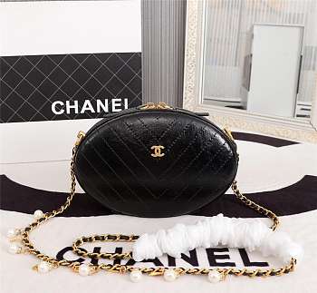 CHANEL WHOLE COWHIDE BLACK