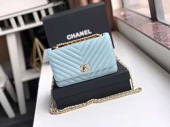 CHANEL LAMB SKIN V-TYPE CHAIN BAG BLUE