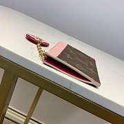 LV ZIPPER CLIP MONOGRAM CANVAS 04 - 2