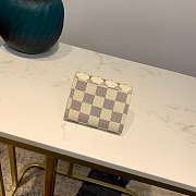 LV ZOÉ WALLET RIVET INLAY DECORATION DAMIER AZUR CANVAS - 5