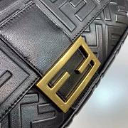 Fendi Clam Crossbody Tote Medium Black - 2