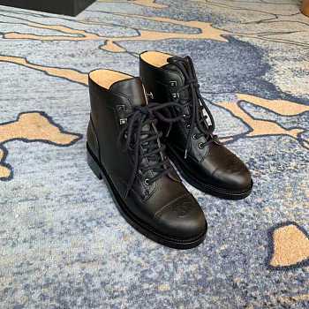 CHANEL MARTIN BOOTS 2019 LATEST AUTUMN AND WINTER STYLE 01