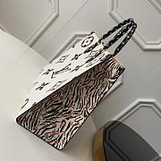 LV ONTHEGO M44675 IVOIRE 41CM - 5