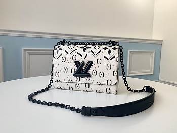 LV TWIST CHAIN BAG