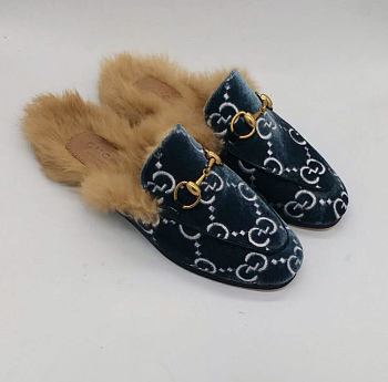 GUCCI RABBIT FUR FLAT SLIPPERS