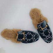 GUCCI RABBIT FUR FLAT SLIPPERS - 6