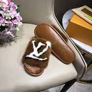 LV SLIPPERS 305 - 4