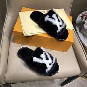LV SLIPPERS 306 - 2