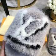 LV SLIPPERS 308 - 6