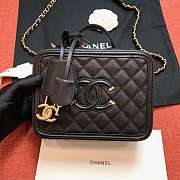 CHANEL VANITY BAG IN BLACK SIZE 21CM - 2