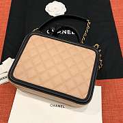CHANEL VANITY BAG IN BIEGE SIZE 21CM - 2