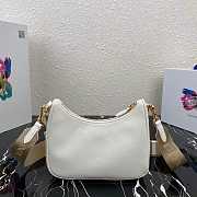 PRADA HOBO WHITE - 5