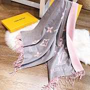 LV SCARF GREY - 1