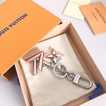 LOUIS VUITTON KEY RING M68197