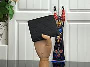 LV MULTIPLE WALLET M69037 - 4
