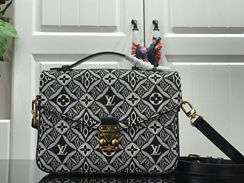LV SINCE 1854 POCHETTE METIS M57272 25x19x7cm