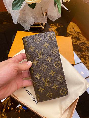 LOUIS VUITON BRAZZA WALLET M66540 SIZE 19 x 10 x 2 cm