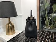 FENDI PEEKABOO ICONIC MINI BLACK 8BN244_23 x 18 x 11 cm - 2