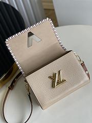 LOUIS VUITON TWIST MM BEIGE M57318 SIZE 23 x 17 x 9.5 cm - 6