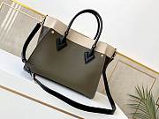 LOUIS VUITON ON MY SIDE M55302_30.5 x 24.5 x 14 cm - 1