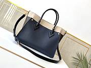LOUIS VUITON ON MY SIDE M55933_30.5 x 24.5 x 14 cm - 2