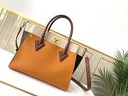 LOUIS VUITON ON MY SIDE M56077_30.5 x 24.5 x 14 cm - 1